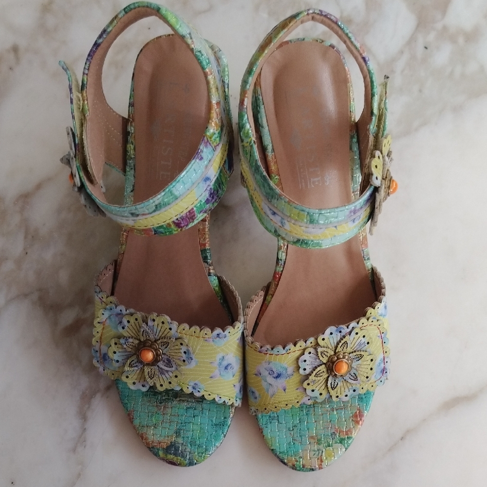 Floral Multicolor Women's Sandals - Picture 2 of 4
